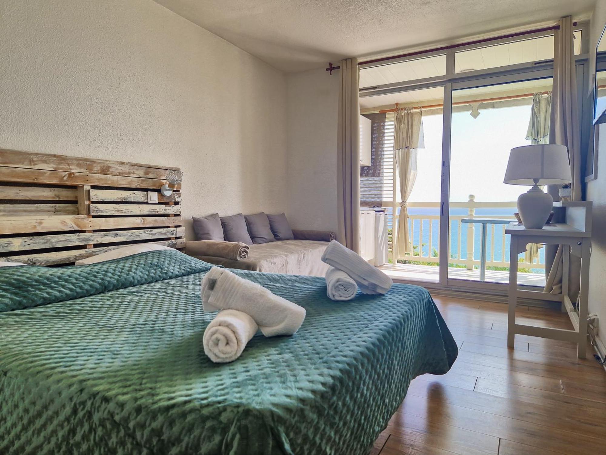 Appartement Terrasse Vue Mer Et Piscine Ле-Диаман Экстерьер фото
